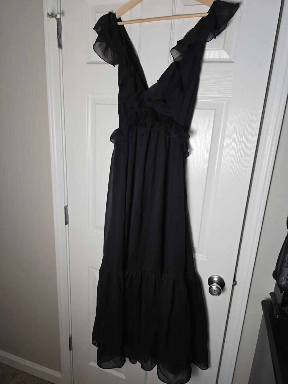 Abercrombie & Fitch Drama Ruffle Maxi Dress - Black Size Medium